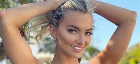 lindsey pelas nude|Lindsey Pelas : r/lindsey